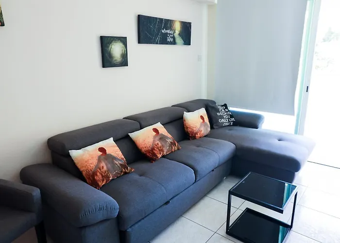 Mackenzie 101 アパート *